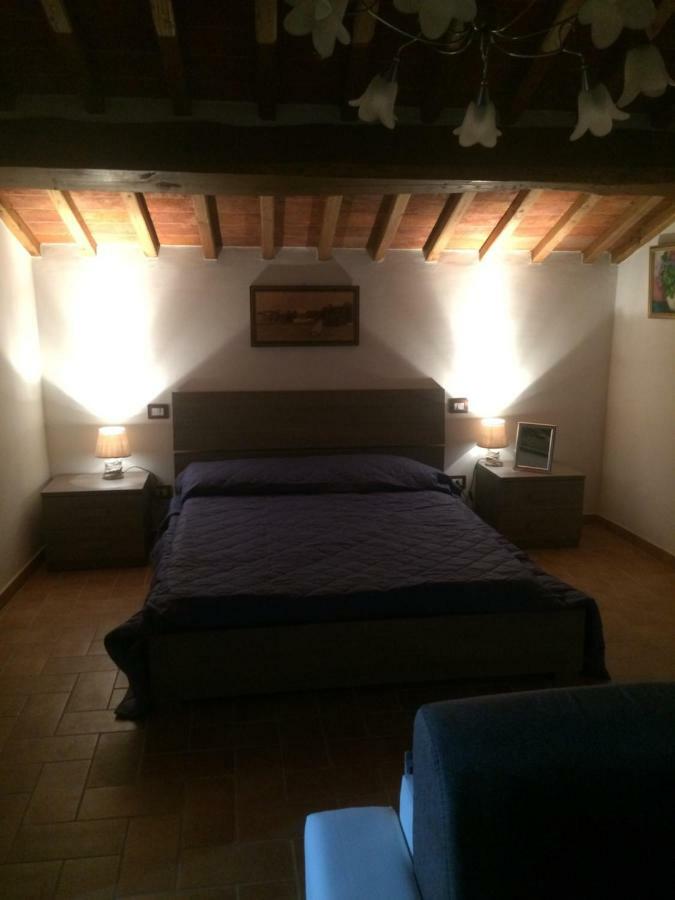 Apartamento Mansarda Degli Ulivi Rigomagno Exterior foto