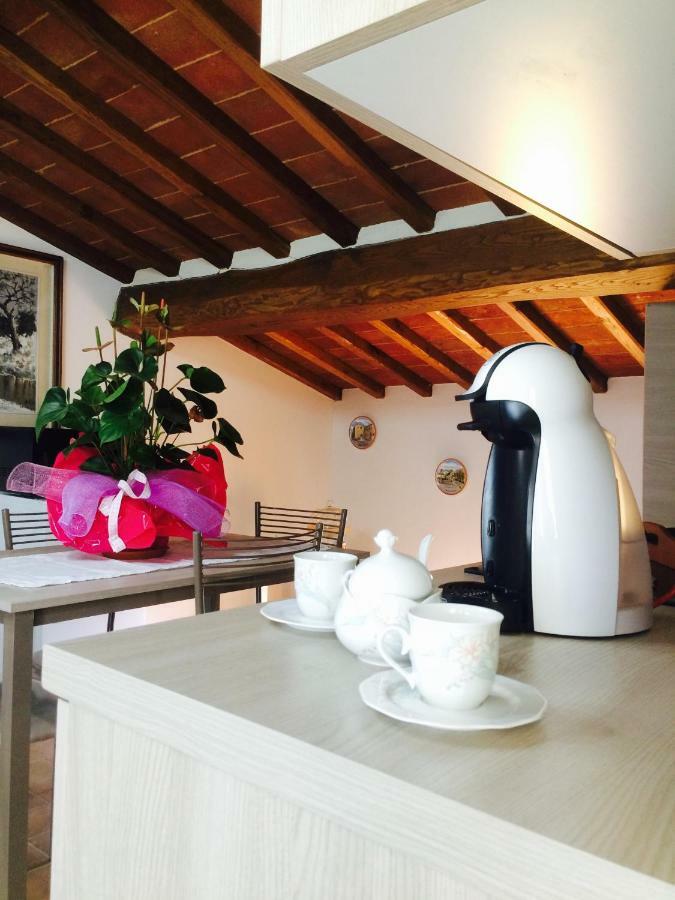 Apartamento Mansarda Degli Ulivi Rigomagno Exterior foto